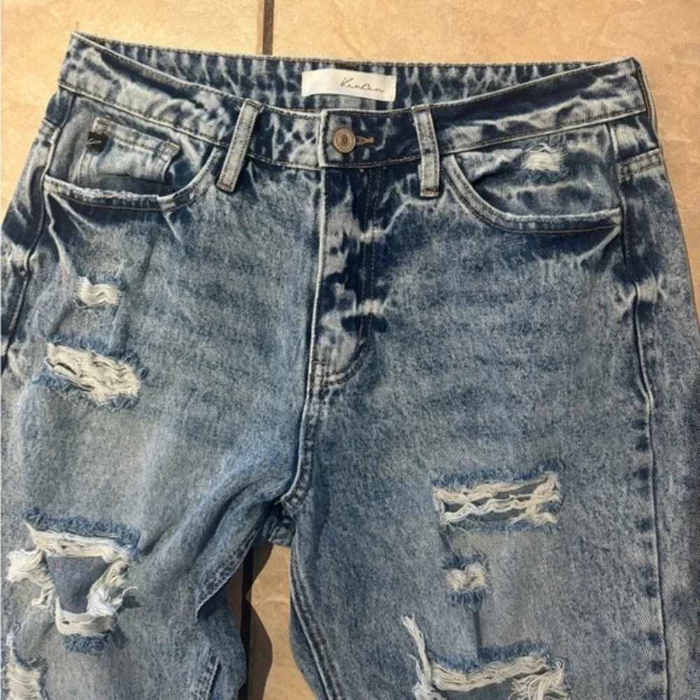 KanCan distressed washed